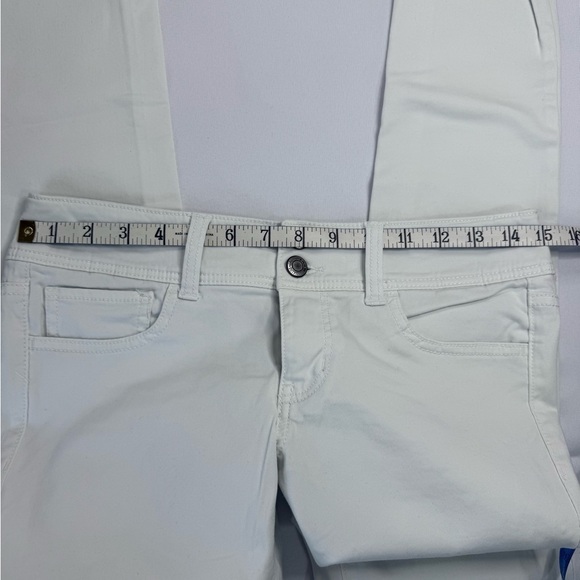 American Eagle Outfitters White Straight Leg‎ Denim - Picture 6 of 9